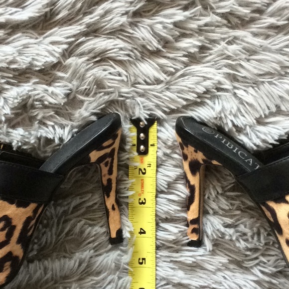 🔥$5 SALE! Never worn, slip on leopard print heels, sz 7.5 -8. So cute! - Picture 7 of 7